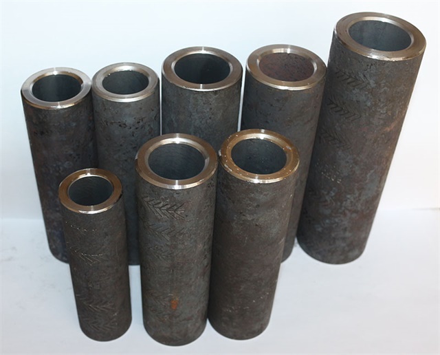 六盘水<font style='color:red'>冷挤压套筒</font>设备